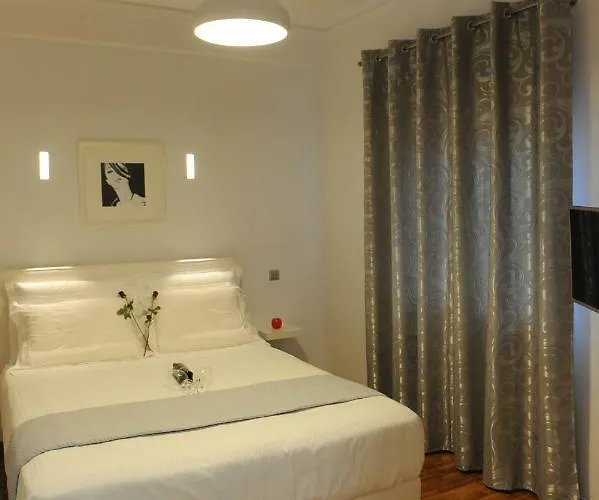 Modern And Cozy Apartment In The Centre Of Athens